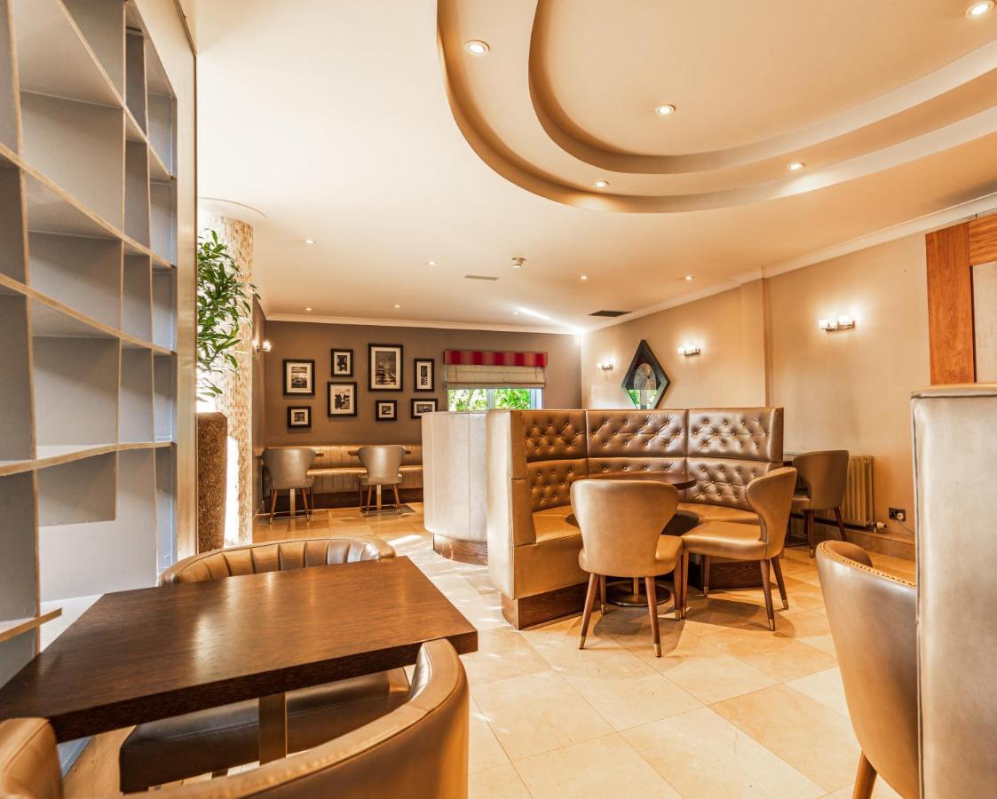Wilton Hotel Брей Екстер'єр фото
