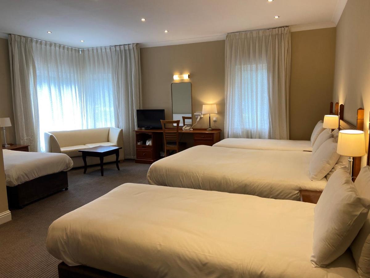 Wilton Hotel Брей Екстер'єр фото