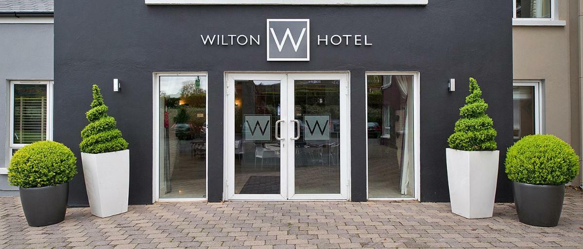 Wilton Hotel Брей Екстер'єр фото